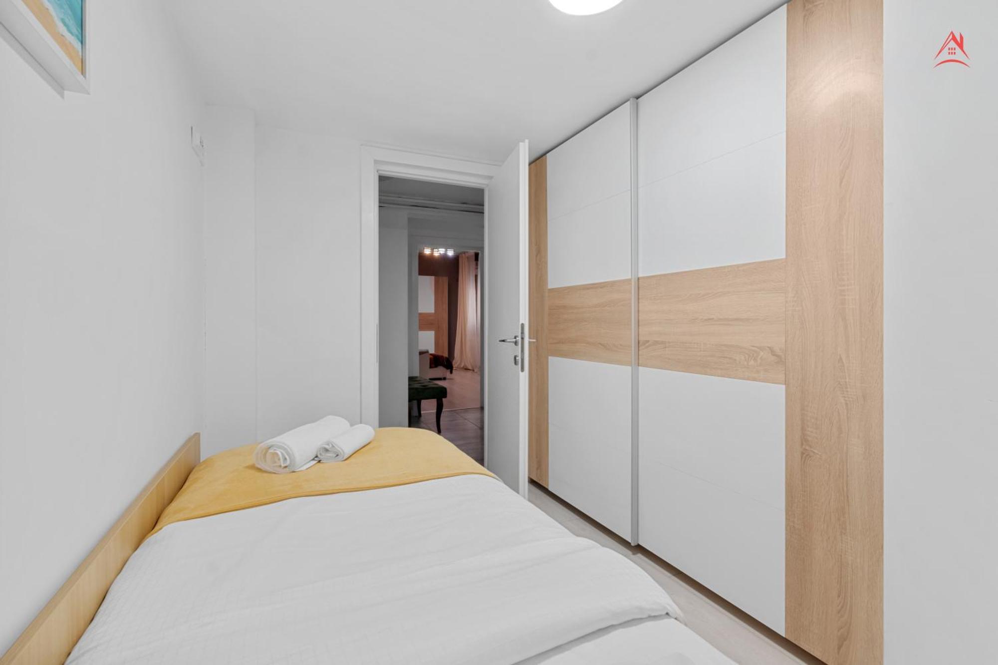 Central Town Cosy Apartment Bukarest Eksteriør billede